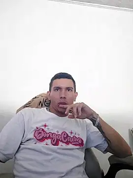 Scook Gray  online show from March 11, 5:09 pm