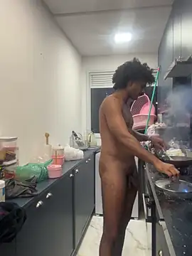 Gustavo17model online show from March 7, 9:45 pm