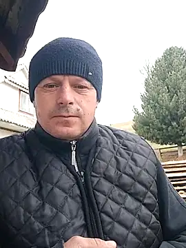 Ivan9iutt online show from April 22, 11:37 am