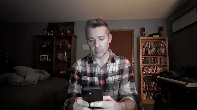 chrisw8140 online show from February 15, 5:13 am