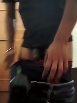 Hottlund6 online show from March 21, 9:25 am