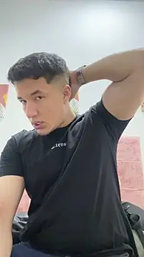 Alexander Connor online show from April 17, 11:57 am