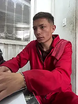 santiObrero online show from March 6, 3:42 pm