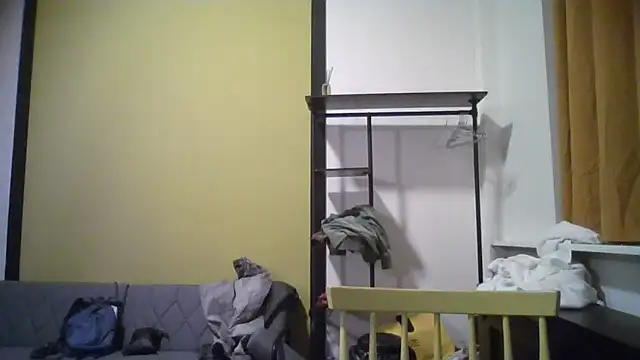 Snapshot of chiichii23 chatting on January 30, 9:47 pm chiichii23 online show from January 30, 9:47 pm