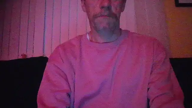 Snapshot of chiichii23 chatting on October 11, 11:31 pm chiichii23 online show from October 11, 11:31 pm
