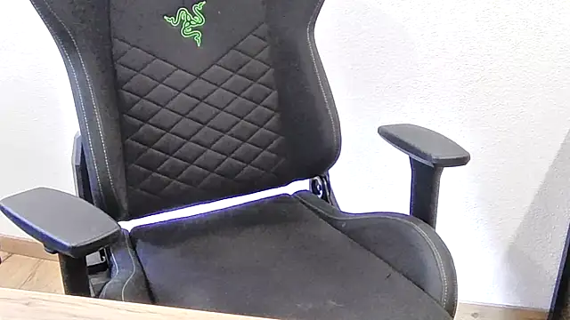 Paauljdhd1 online show from March 15, 1:07 pm