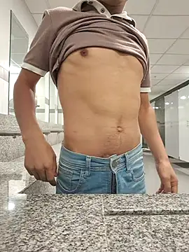 ShadowBodi online show from April 7, 2:17 pm