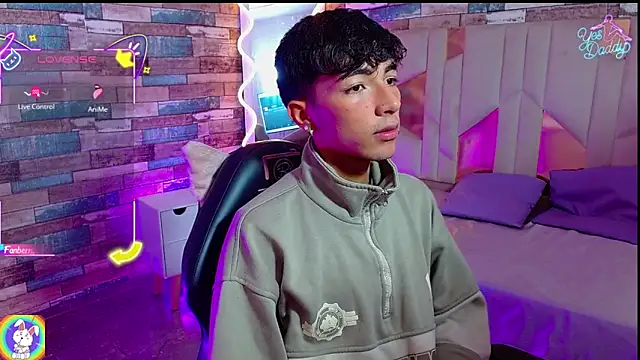 osamu tay online show from March 8, 11:47 am