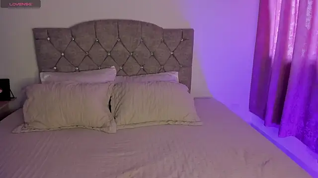 NoahVance online show from April 14, 6:18 pm