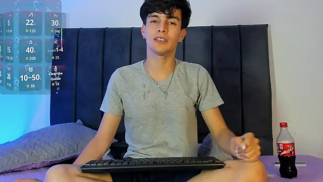 axxxel twink online show from March 31, 2:13 am