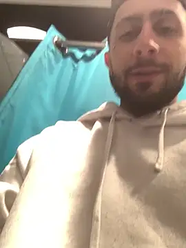 robeertiito online show from March 17, 8:11 pm