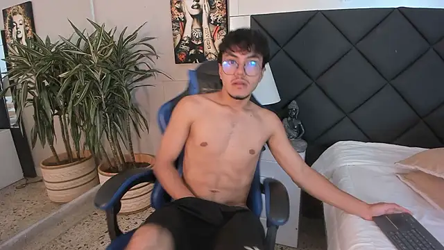 kai storn online show from March 14, 12:45 pm