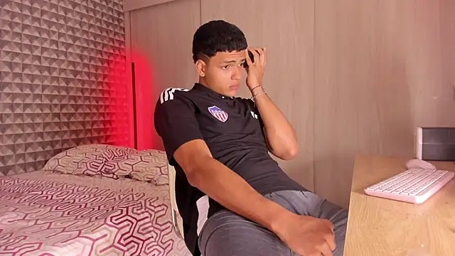 Keinner BigDick online show from March 12, 10:39 pm