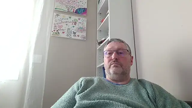 doudou310 online show from February 15, 9:40 am