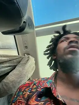 makemestayhard online show from April 3, 8:27 pm