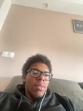 ELPikaPreta online show from February 26, 9:21 am