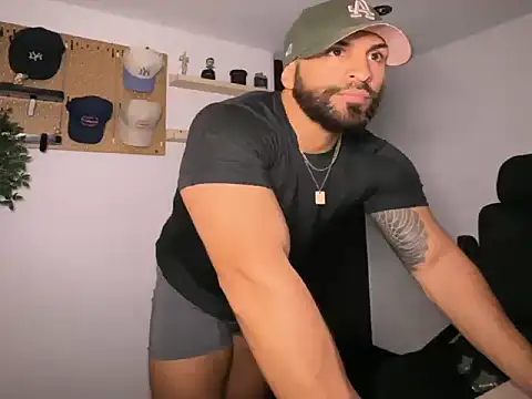 SamDornan51 online show from February 26, 12:45 am