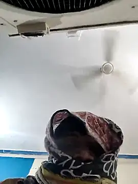 Johnny dickshower online show from May 28, 7:01 pm