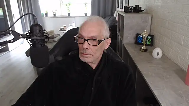 KoelnKoeln online show from May 14, 2:59 pm