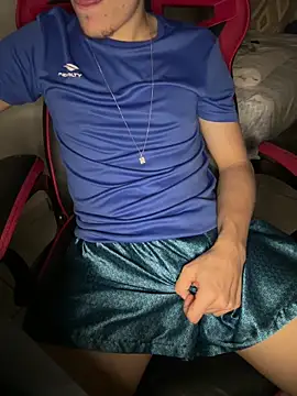 hungtwinkBR online show from April 12, 1:53 am