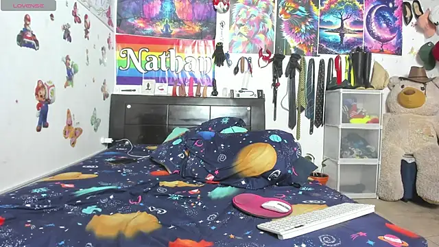 nathannathaniel online show from July 14, 10:49 pm