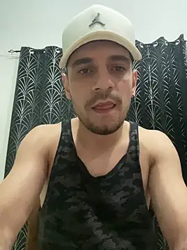 alessand180521 online show from February 17, 10:41 pm