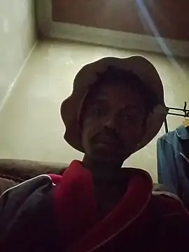 LLYSL online show from February 5, 10:50 pm