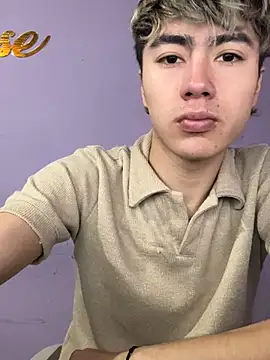 AlexanderCollman2 online show from April 20, 2:03 am