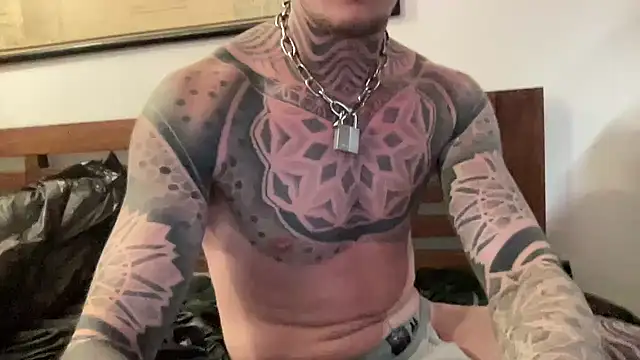 fftattooed online show from July 11, 11:51 pm