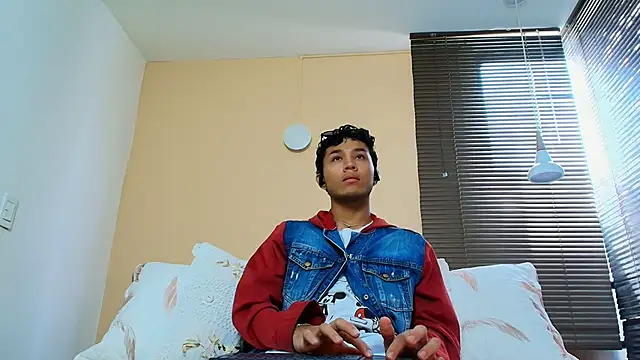 Damon Salvarote S online show from March 11, 3:41 pm