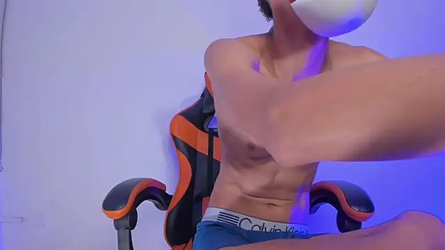 Senpai Lover  online show from March 10, 8:26 pm