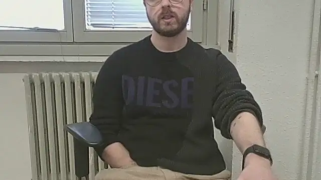 ItalianAlex online show from February 25, 2:40 pm