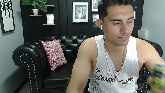 Mike Conors online show from April 8, 3:07 am