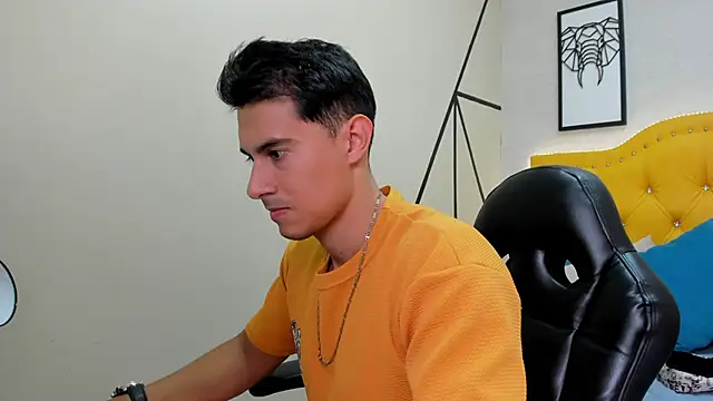 Mike Conors online show from February 19, 2:08 am