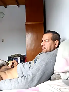 gordorichard online show from April 8, 1:42 pm