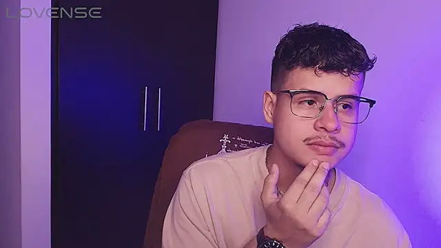 BjornSteel online show from April 2, 3:15 am