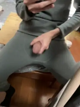 freshstudent online show from February 16, 7:06 am