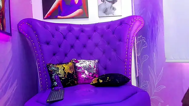 thanier 18 online show from February 4, 8:37 pm