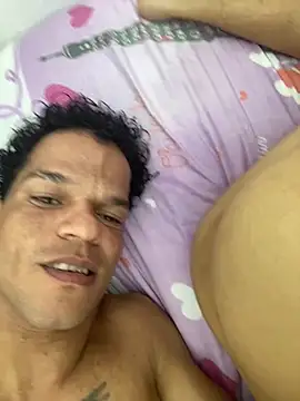 MaxyRyan online show from April 16, 9:39 pm