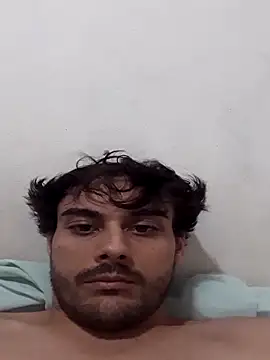 henriquefc2712 online show from March 31, 10:11 pm