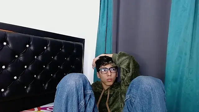 gabriel x18 online show from March 3, 5:26 am