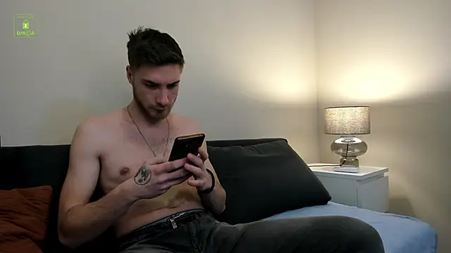 Harvey Wiliams online show from February 21, 6:25 am