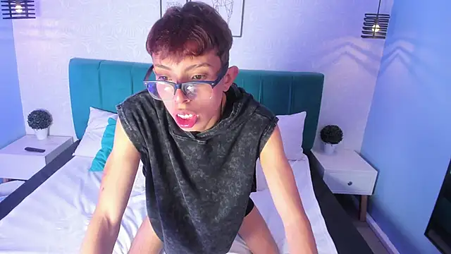  camilo ortiz online show from March 6, 7:44 pm