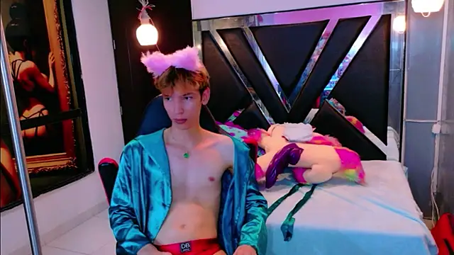 Liam Green1 online show from February 10, 6:56 pm