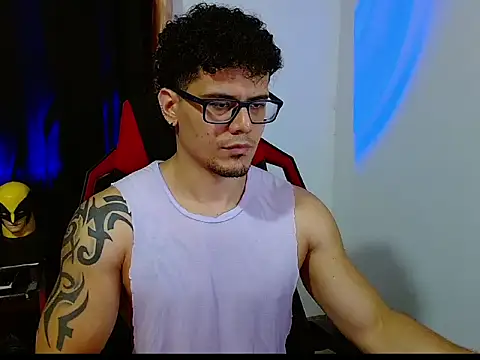 Logan0626 online show from February 20, 12:29 am