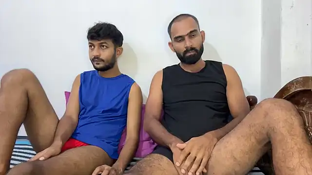 DesiDaddyandSon online show from June 3, 12:40 pm