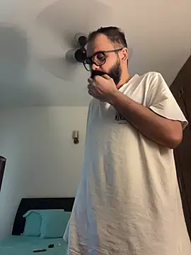 beerboy2222 online show from June 28, 9:15 am