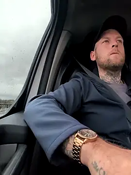 dave32000 online show from February 13, 9:58 am