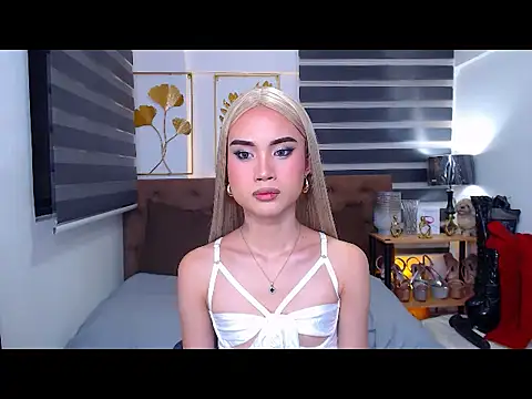 JuicyCockThea online show from May 21, 5:06 pm