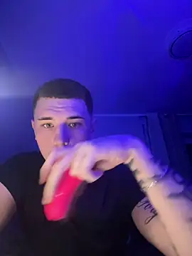 yourboydze online show from February 18, 9:23 pm